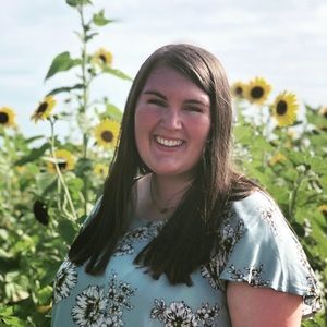 Meet your Posher, Courtney